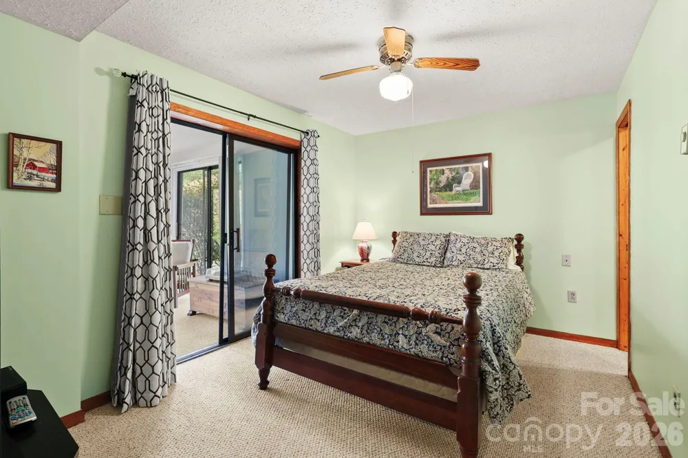 228 Snowshoe Loop Newland, NC 28657