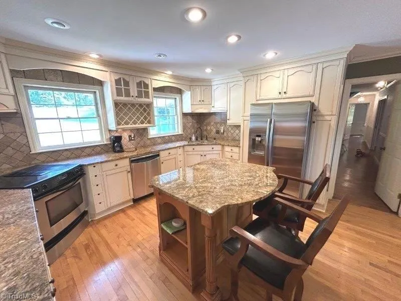 10 Riverview Circle Granite Falls, NC 28630