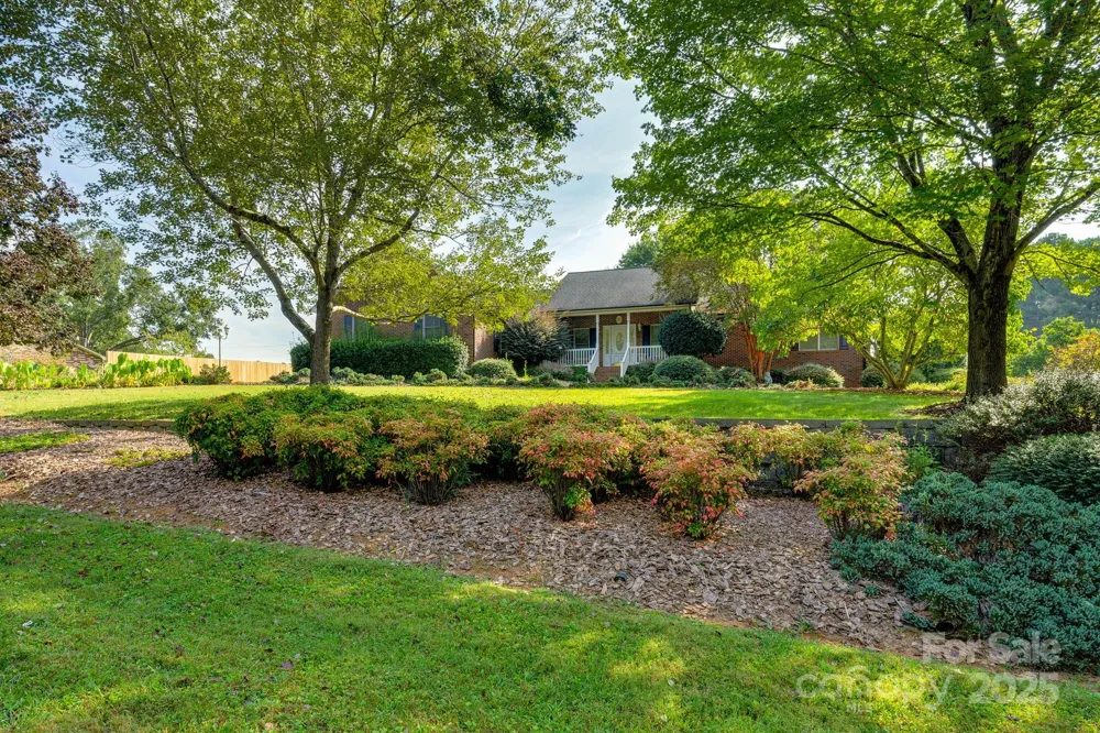 3132 Fox Den Circle Iron Station, NC 28080