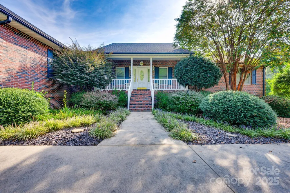 3132 Fox Den Circle Iron Station, NC 28080