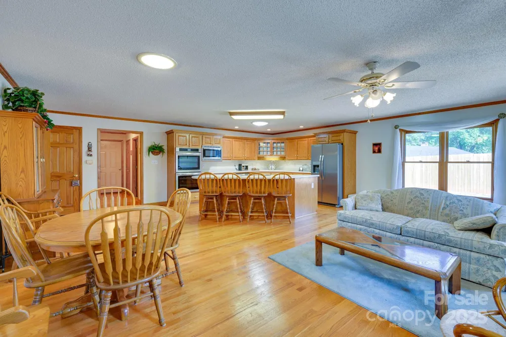 3132 Fox Den Circle Iron Station, NC 28080