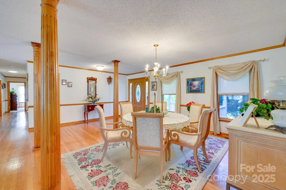 3132 Fox Den Circle Iron Station, NC 28080