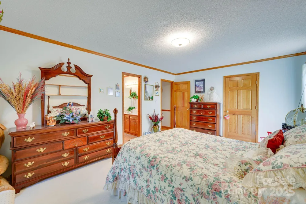 3132 Fox Den Circle Iron Station, NC 28080