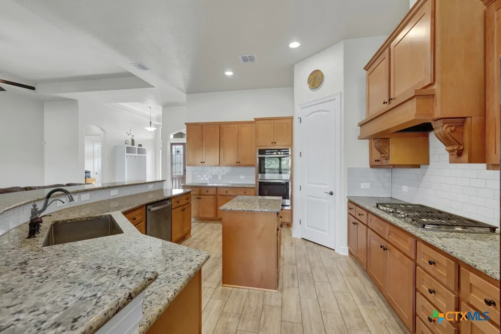 1987 Appellation New Braunfels, TX 78132