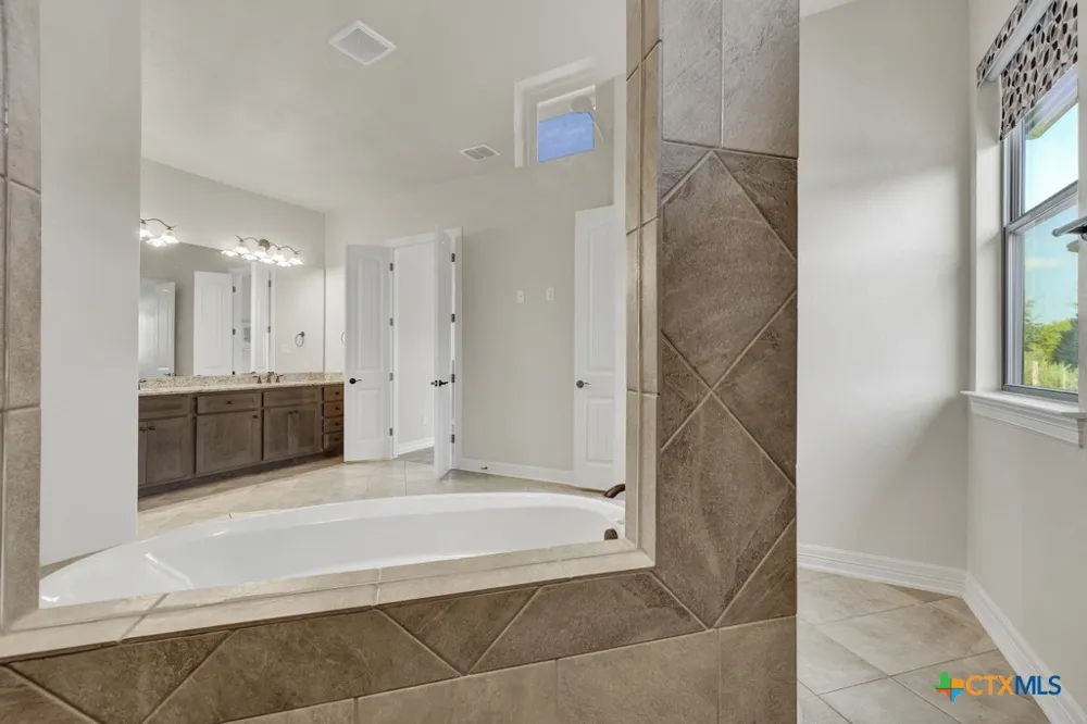 1987 Appellation New Braunfels, TX 78132