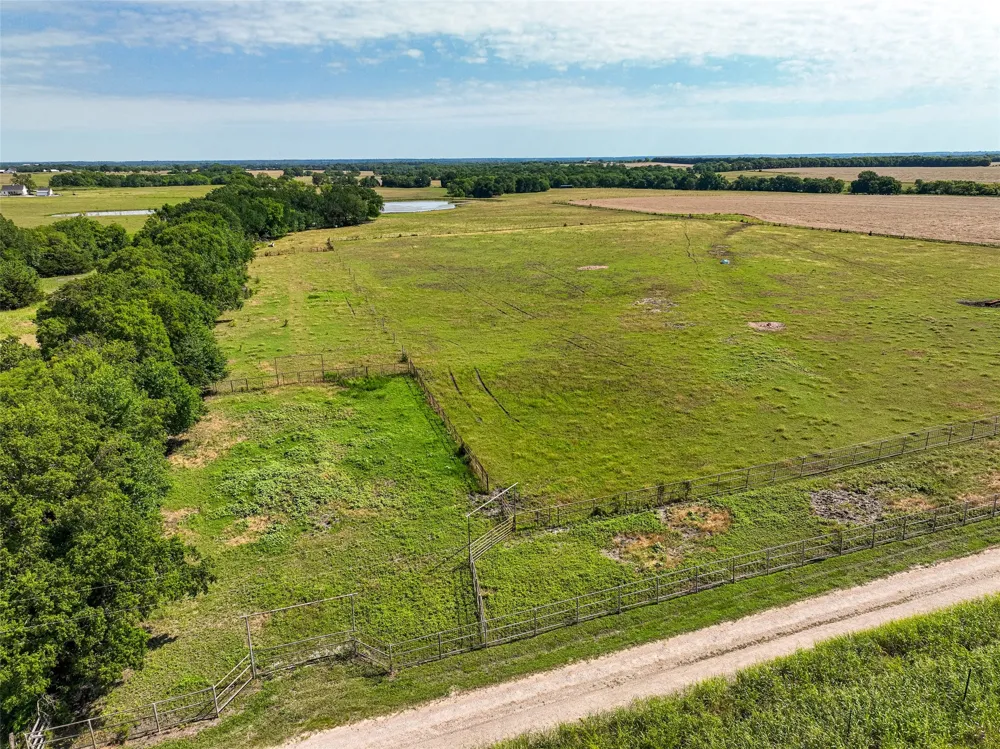 County Road 4055 Whitewright, TX 75491