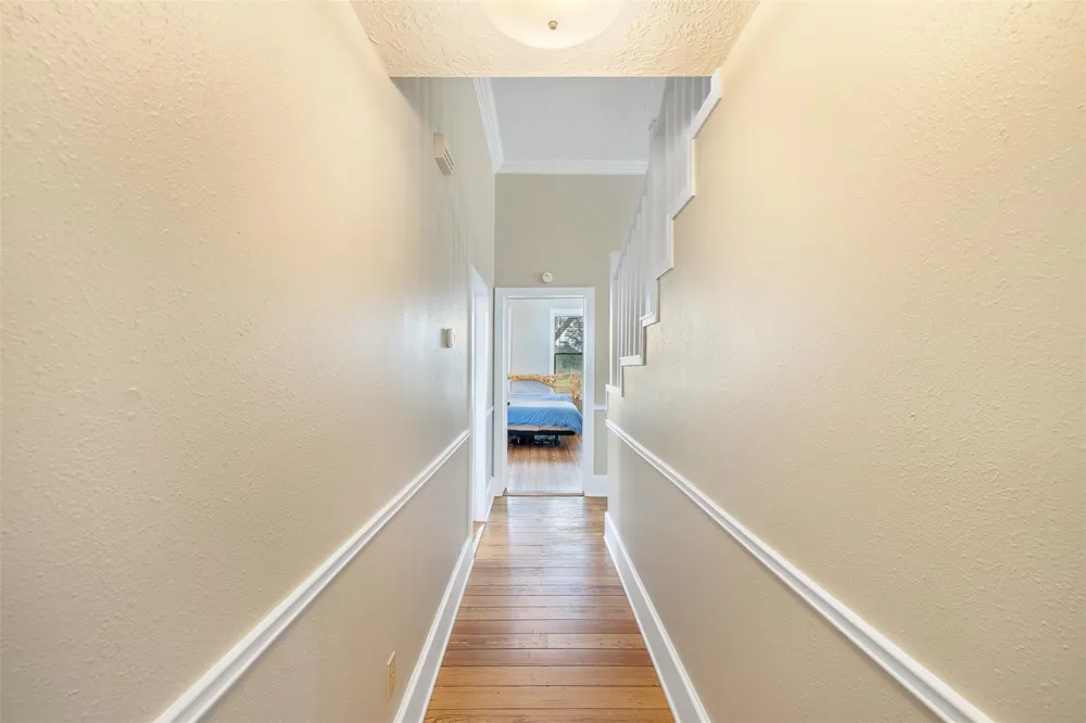 222 Harris Street Bellville, TX 77418