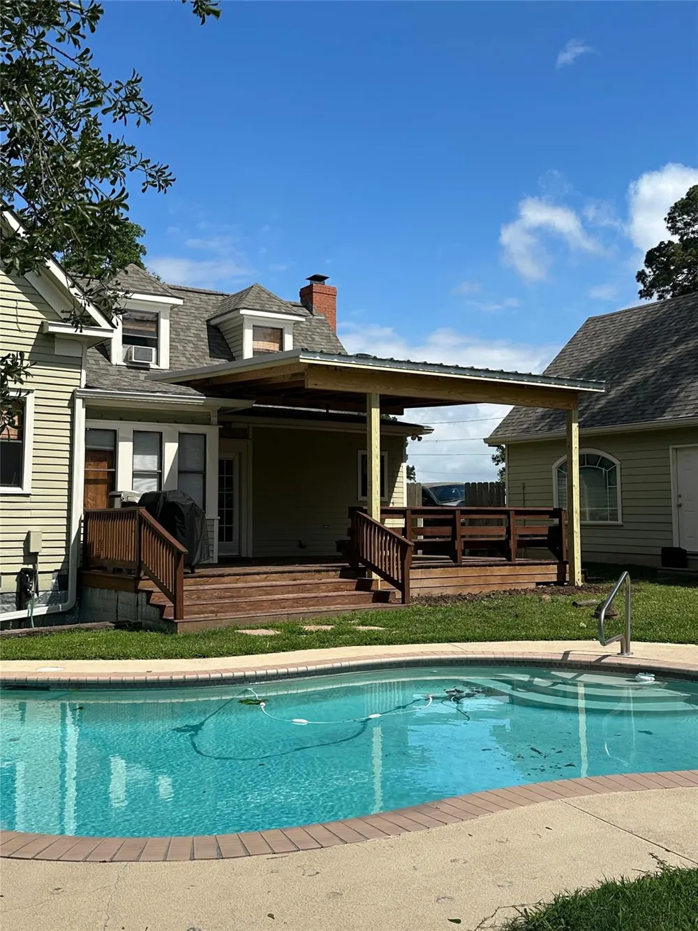 222 Harris Street Bellville, TX 77418