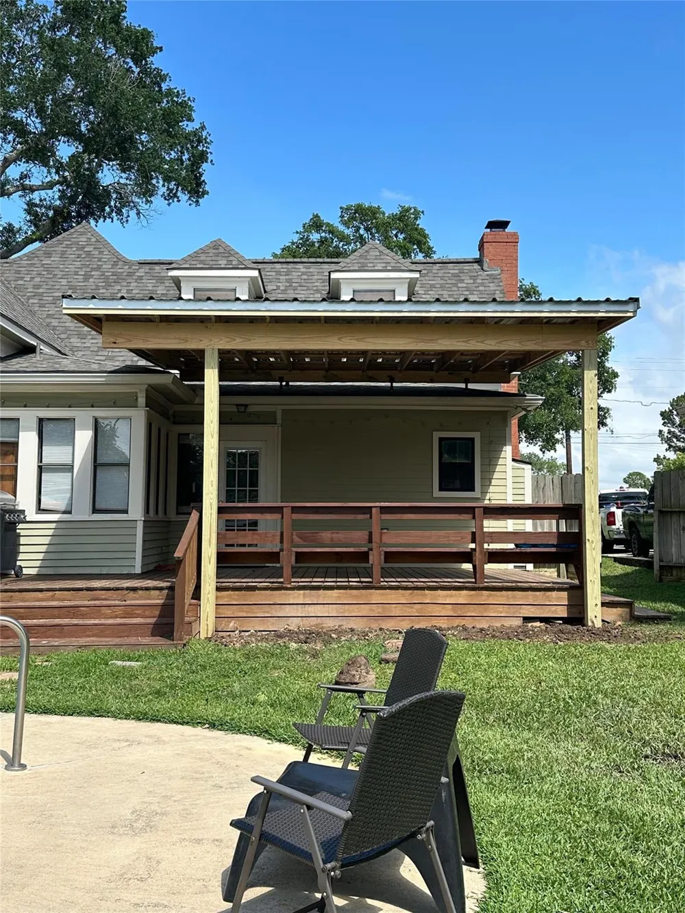 222 Harris Street Bellville, TX 77418
