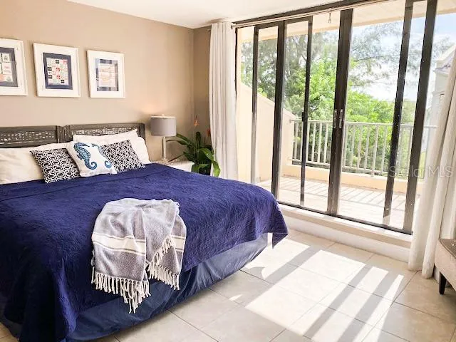 5611 GULF OF MEXICO DRIVE #5 Longboat Key, FL 34228