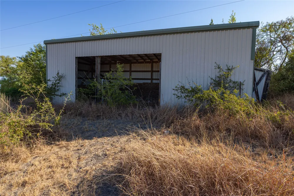 6868 Pfeil Road Schertz, TX 78154