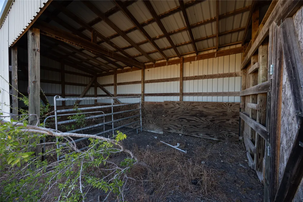 6868 Pfeil Road Schertz, TX 78154