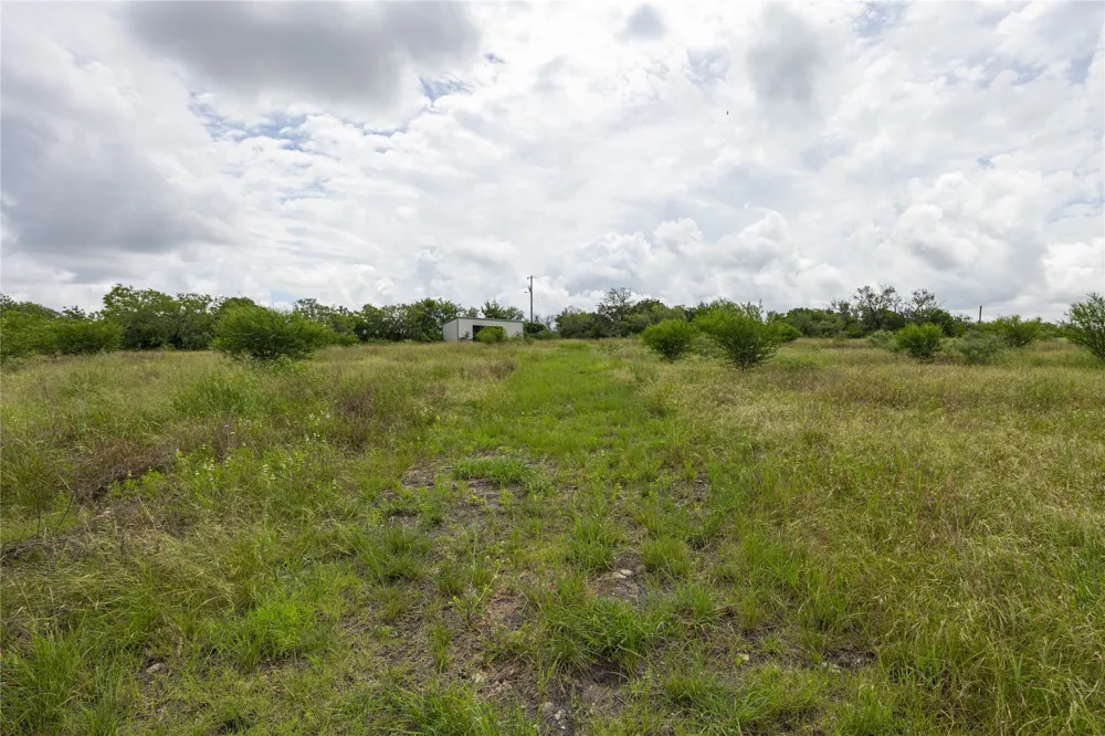 6868 Pfeil Road Schertz, TX 78154