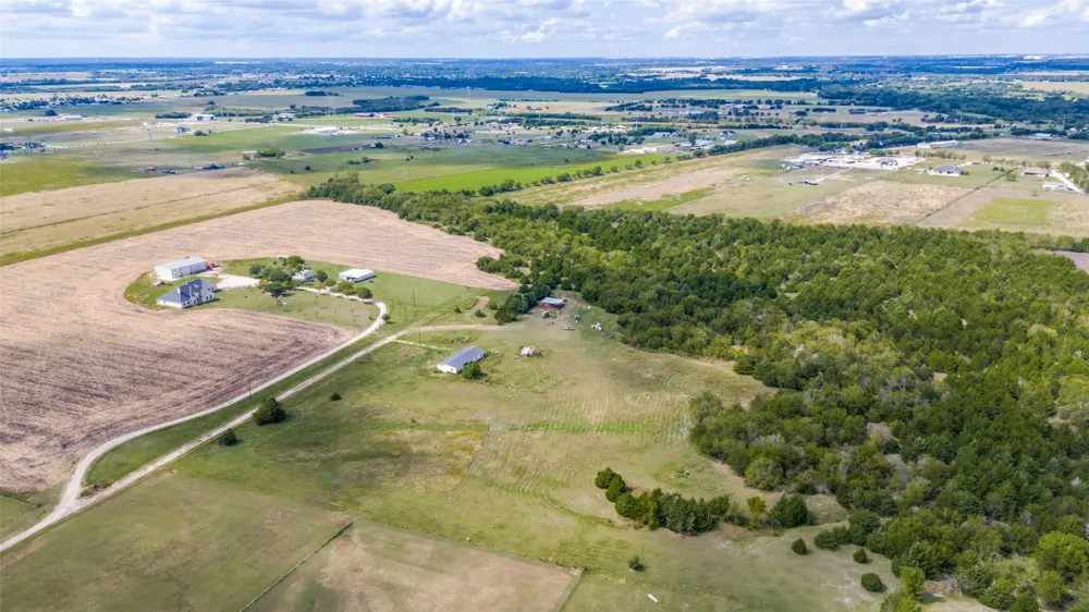 669 Wester Road Ferris, TX 75125
