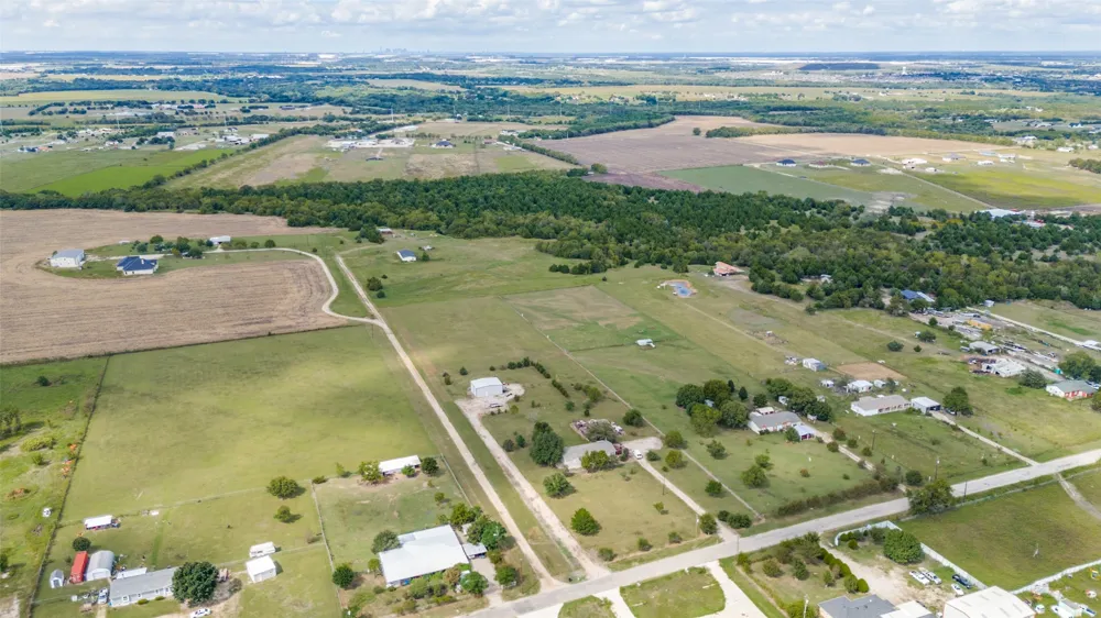 669 Wester Road Ferris, TX 75125