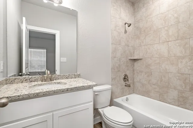 21531 SIR WALTER San Antonio, TX 78256