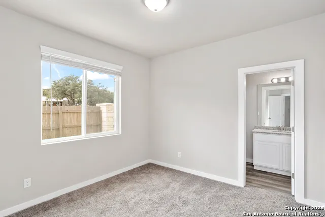 21531 SIR WALTER San Antonio, TX 78256