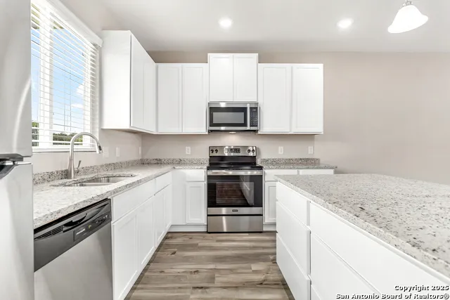 21531 SIR WALTER San Antonio, TX 78256