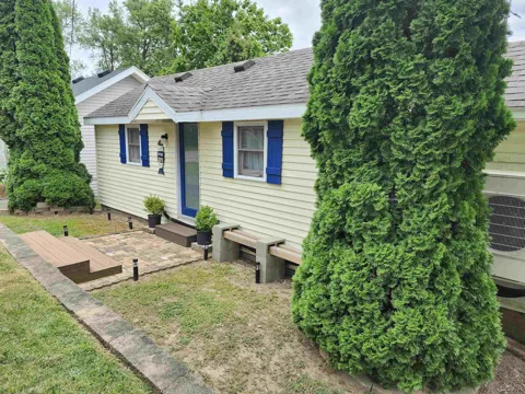 271 E Rose Lake Road