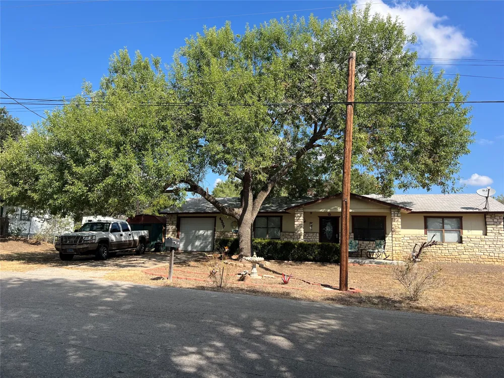 4307 Cottonwood Drive Cottonwood Shores, TX 78657