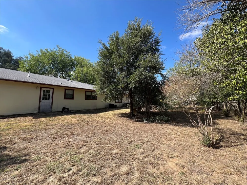 4307 Cottonwood Drive Cottonwood Shores, TX 78657