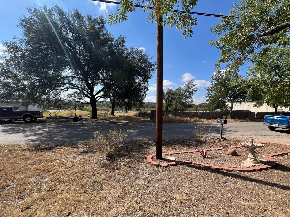 4307 Cottonwood Drive Cottonwood Shores, TX 78657