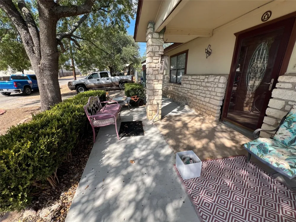 4307 Cottonwood Drive Cottonwood Shores, TX 78657