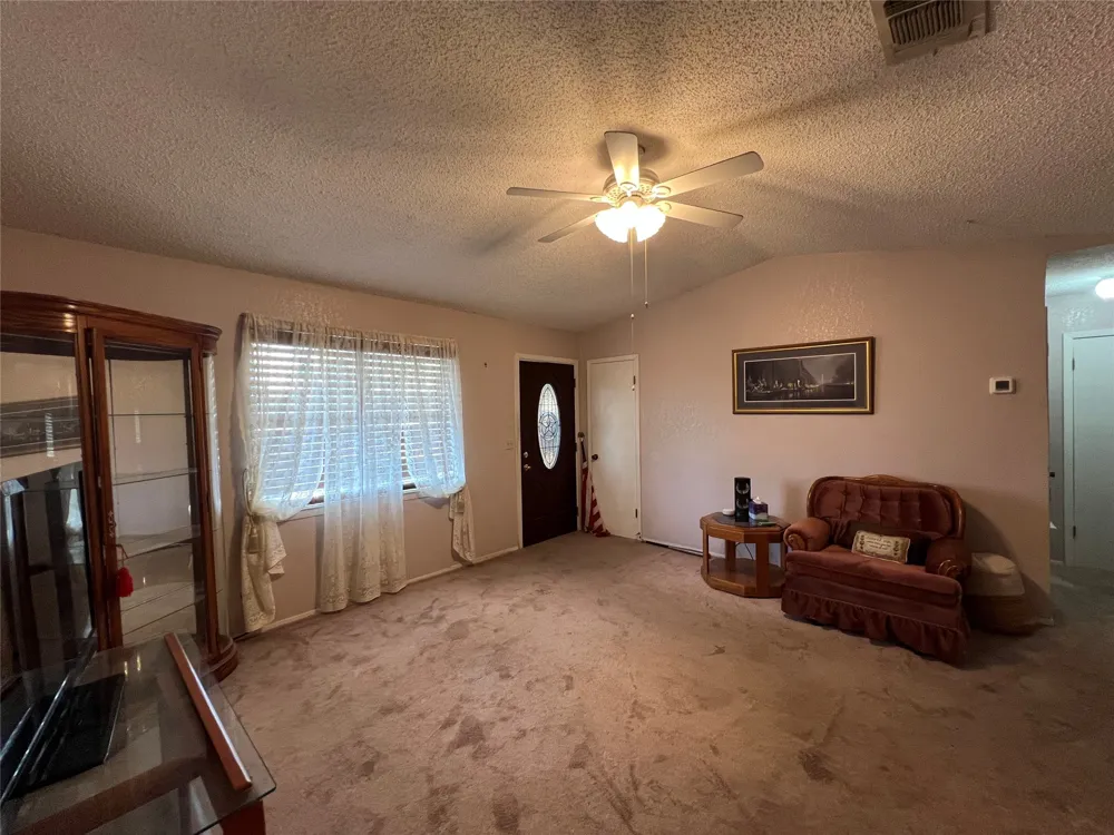 4307 Cottonwood Drive Cottonwood Shores, TX 78657