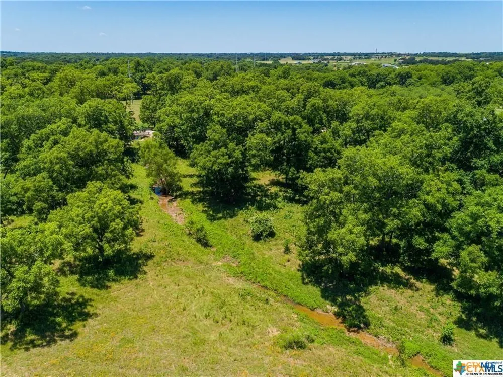 4605 County Road 467 Elgin, TX 78621