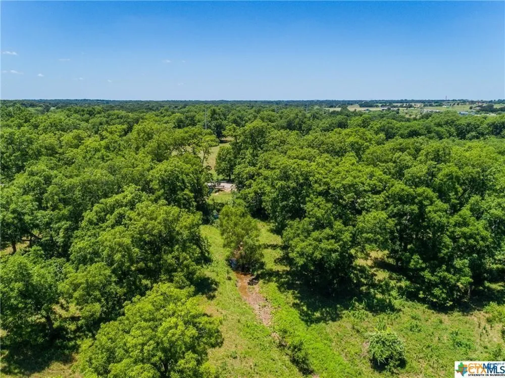 4605 County Road 467 Elgin, TX 78621