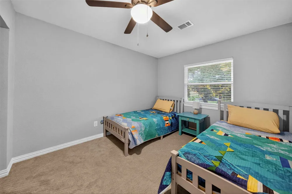128 Armada Loop Payne Springs, TX 75156
