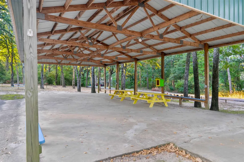 128 Armada Loop Payne Springs, TX 75156