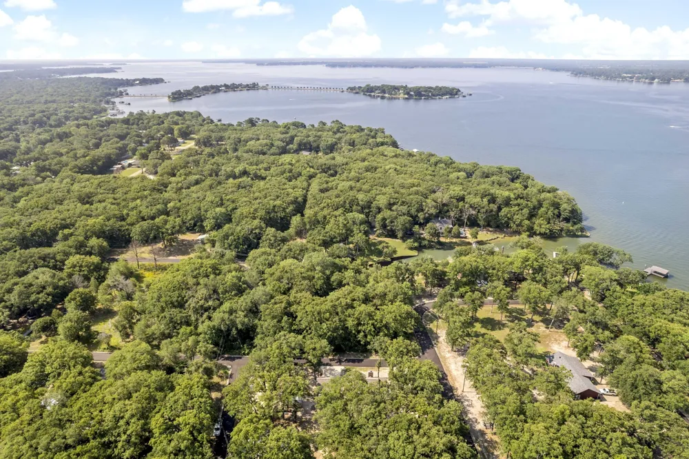 128 Armada Loop Payne Springs, TX 75156