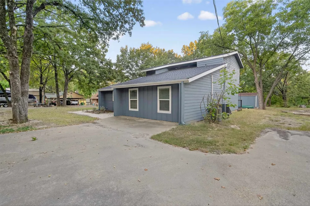 128 Armada Loop Payne Springs, TX 75156