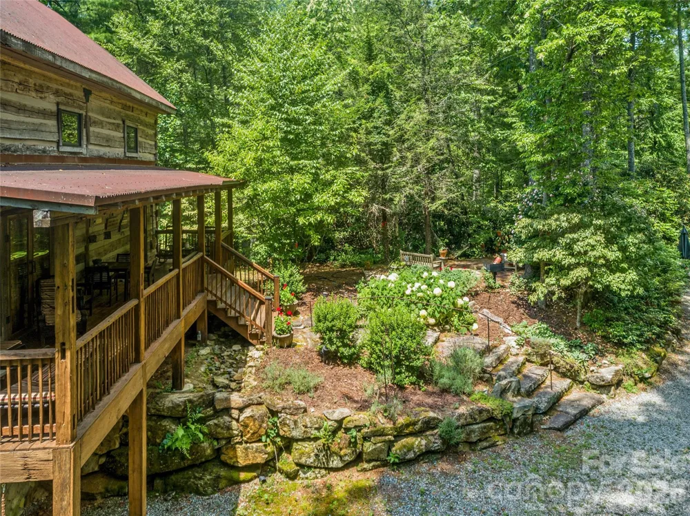 69 Dogwood Branch Lane Zirconia, NC 28790