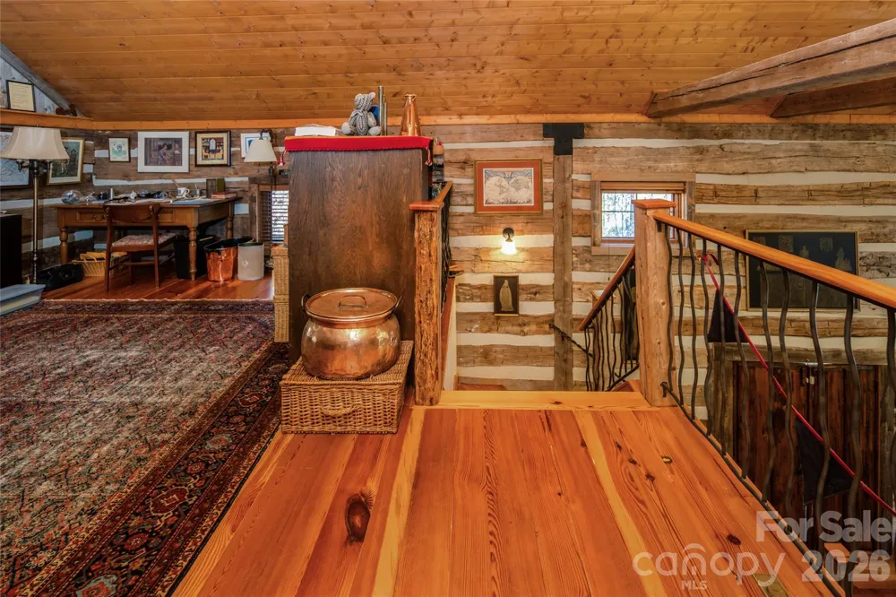 69 Dogwood Branch Lane Zirconia, NC 28790