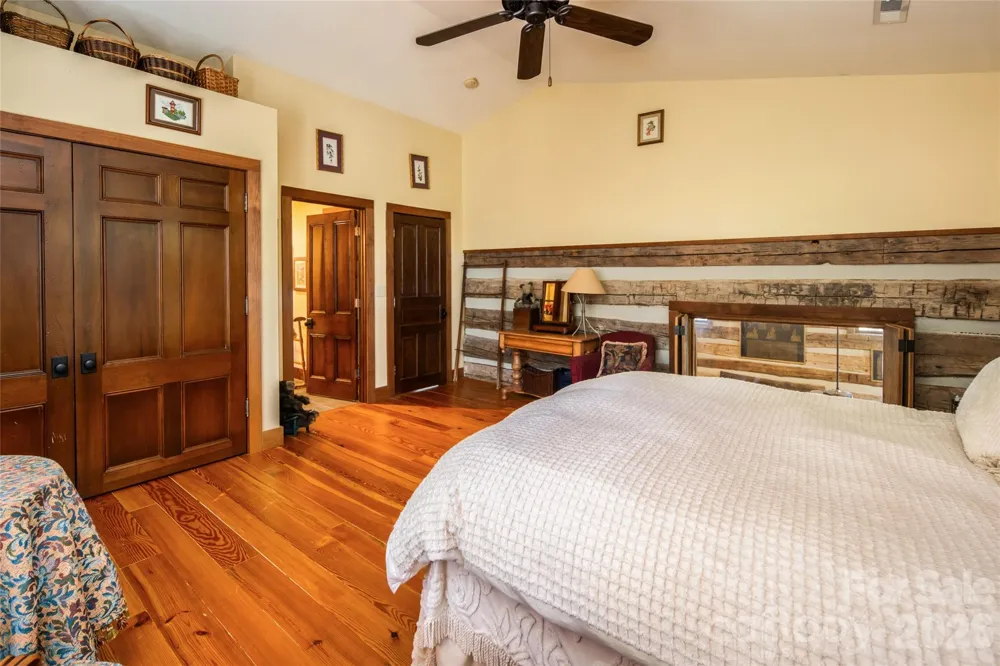 69 Dogwood Branch Lane Zirconia, NC 28790