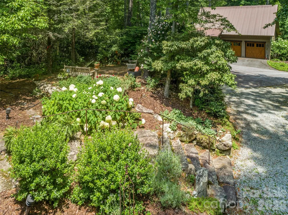 69 Dogwood Branch Lane Zirconia, NC 28790
