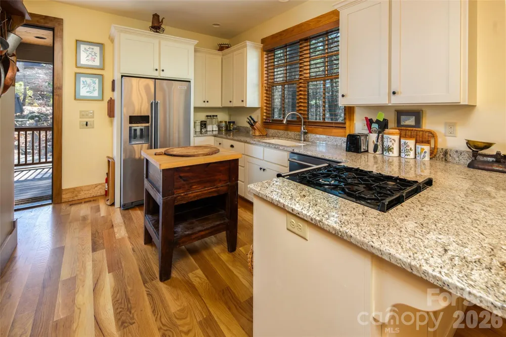 69 Dogwood Branch Lane Zirconia, NC 28790