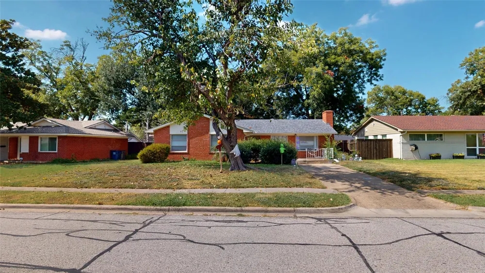 13409 Mount Castle Drive Farmers Branch, TX 75234