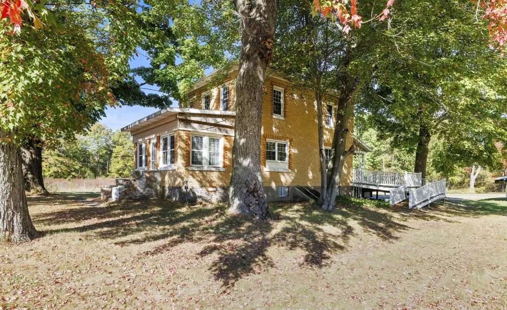 11160 Farina Road New Buffalo Township, MI 49117