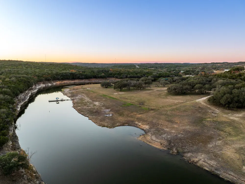 24105 Fm 1431 Marble Falls, TX 78654