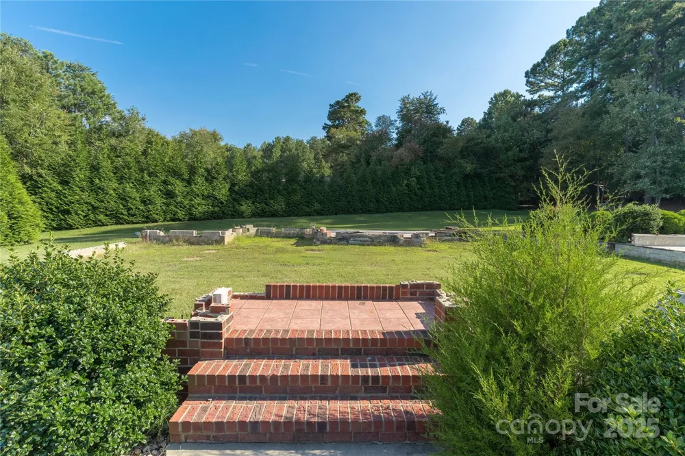 115 Misty Meadows Court Mooresville, NC 28117