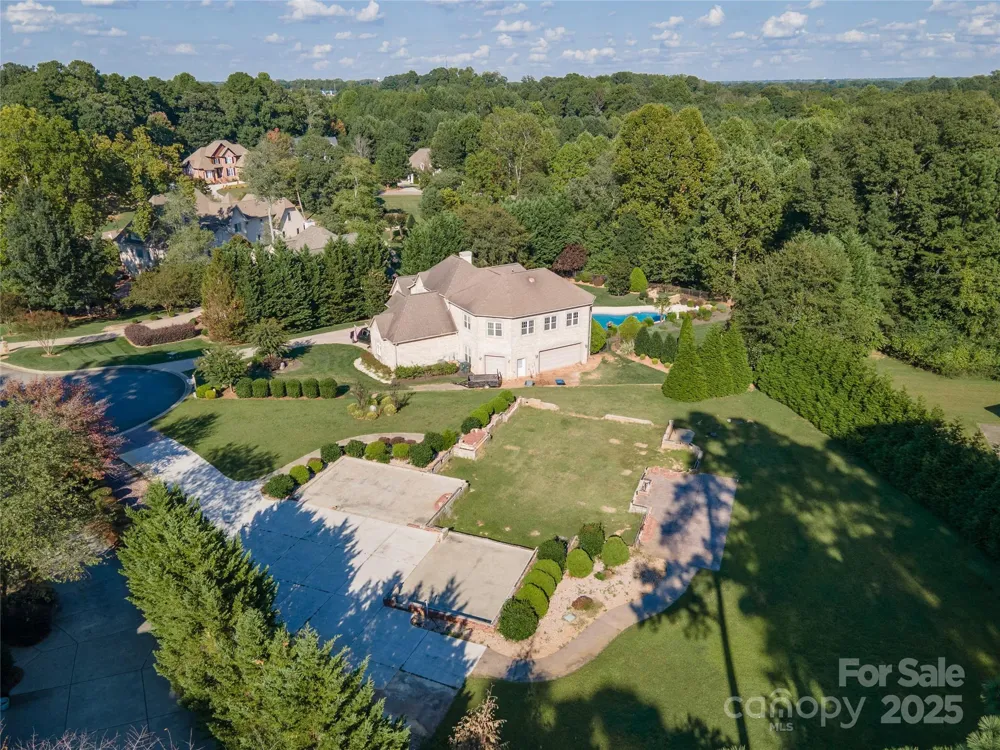 115 Misty Meadows Court Mooresville, NC 28117