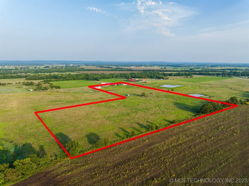 8 3990 ROAD Dewey, OK 74029