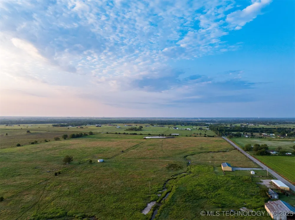 8 3990 ROAD Dewey, OK 74029