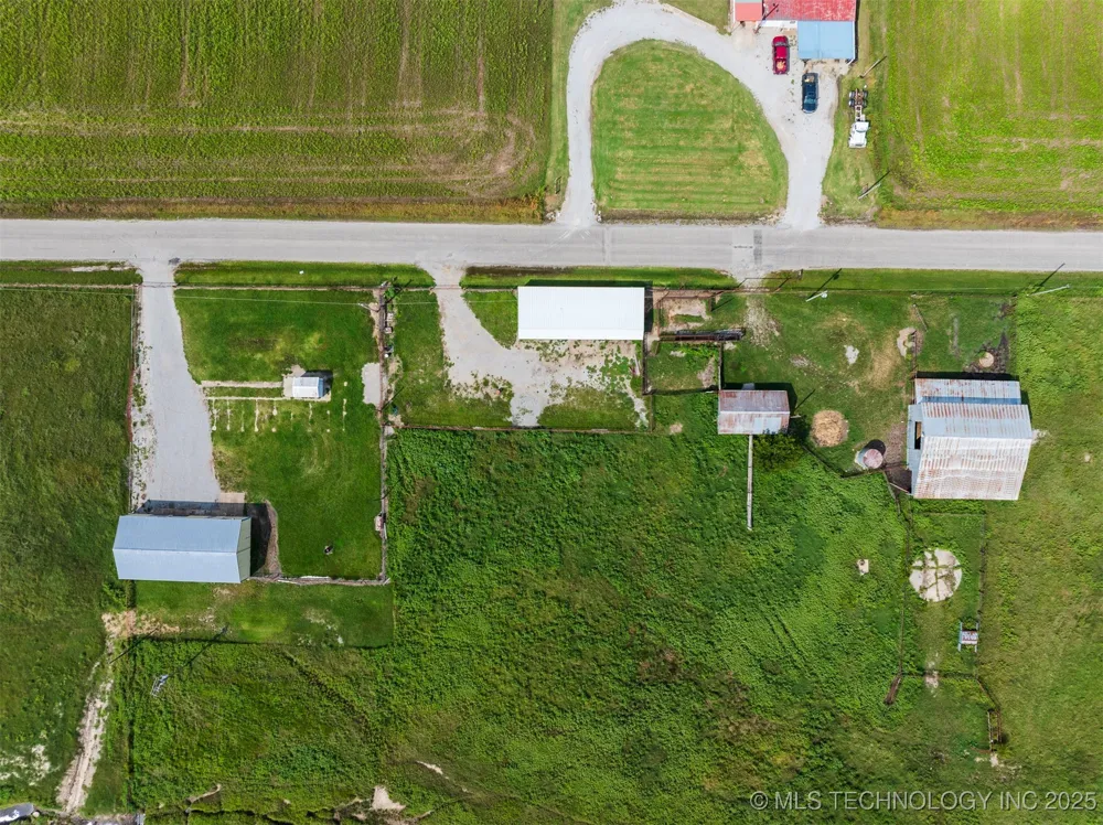 8 3990 ROAD Dewey, OK 74029