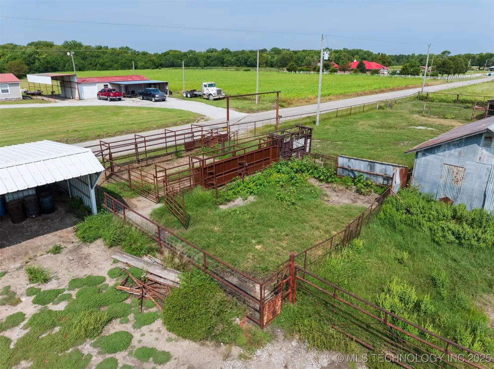 8 3990 ROAD Dewey, OK 74029