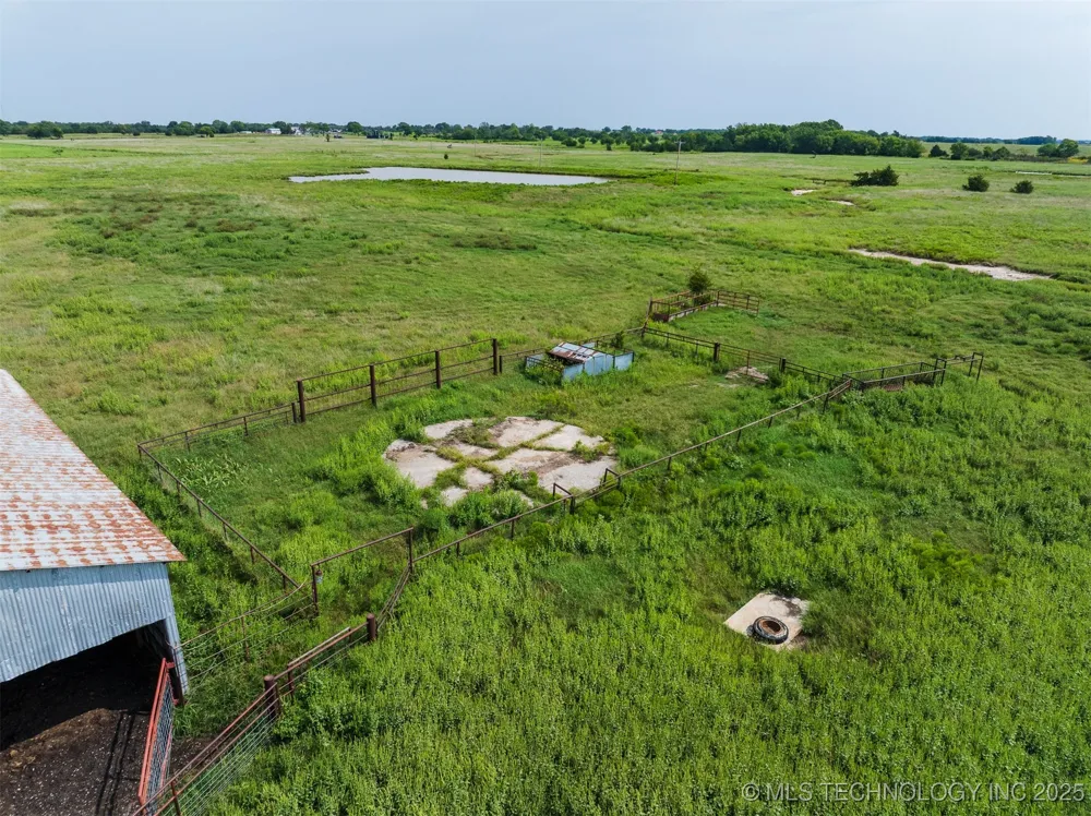 8 3990 ROAD Dewey, OK 74029