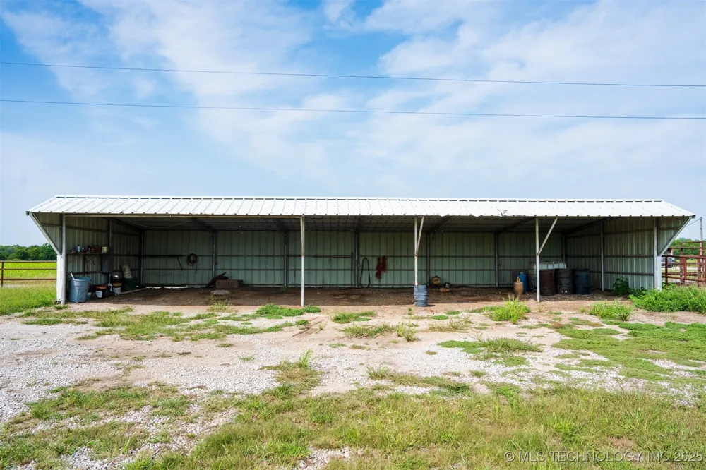 8 3990 ROAD Dewey, OK 74029